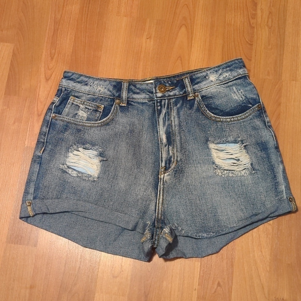 Bullhead Mom Shorts Juniors Size 11 Acid Wash Ripped